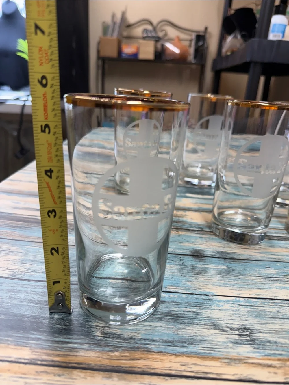 ⭐️Vtg Santa Fe Railway etched drinking glasses with gold rim and cross logo